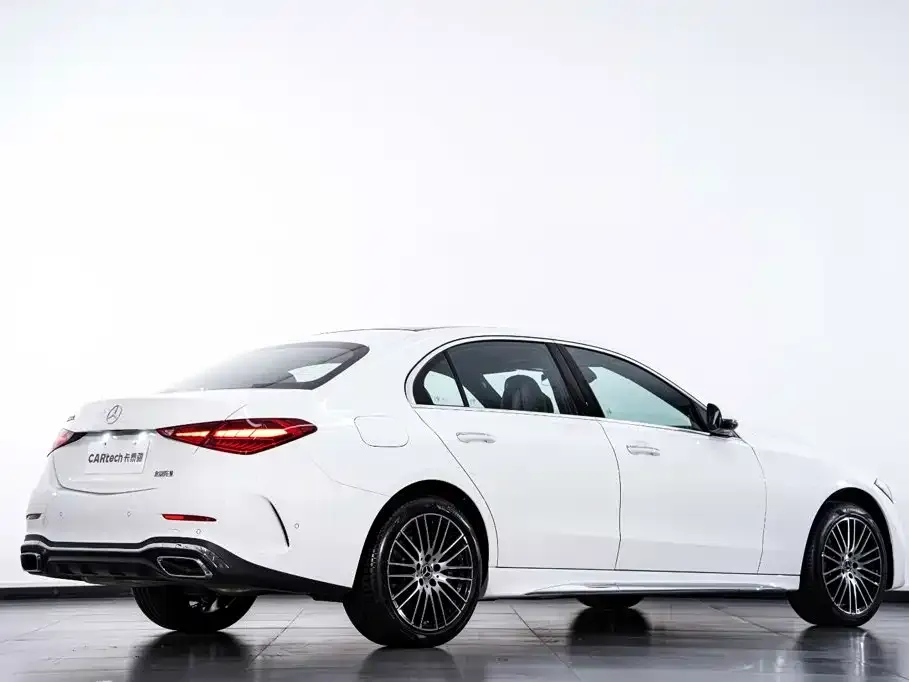 Mercedes-Benz C-Class — фото 9