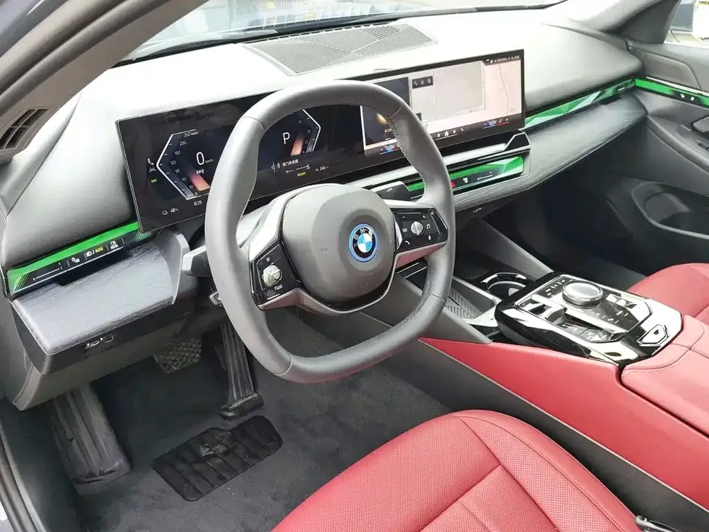 BMW i5 — фото 7