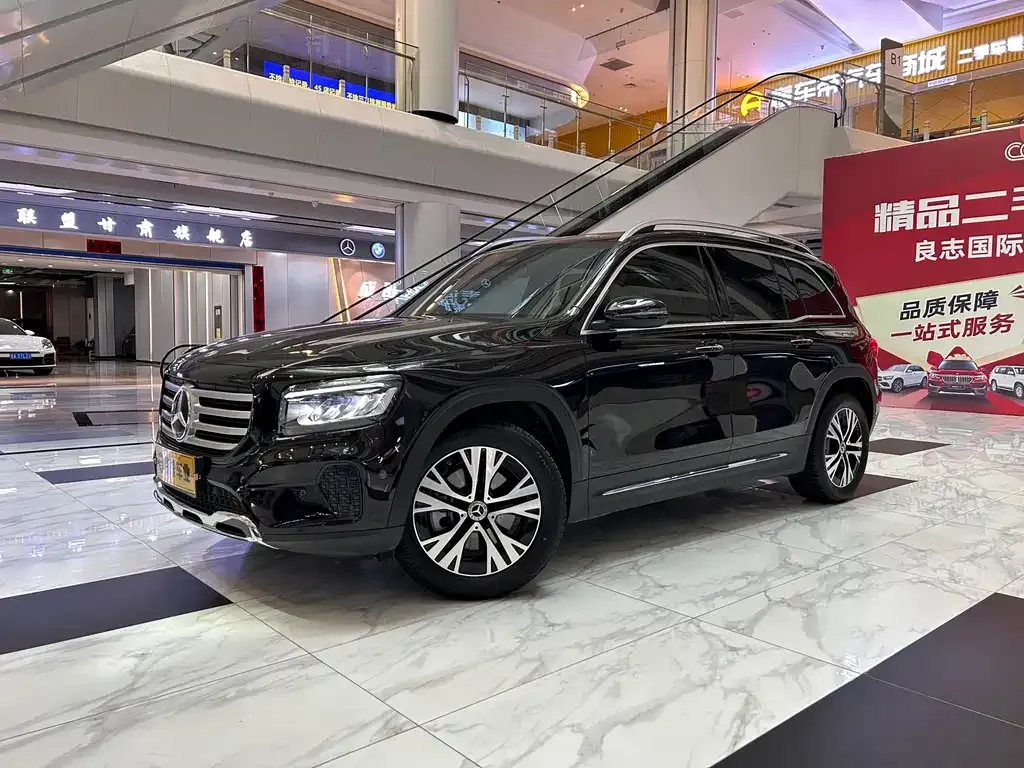 Mercedes-Benz GLB — фото 5