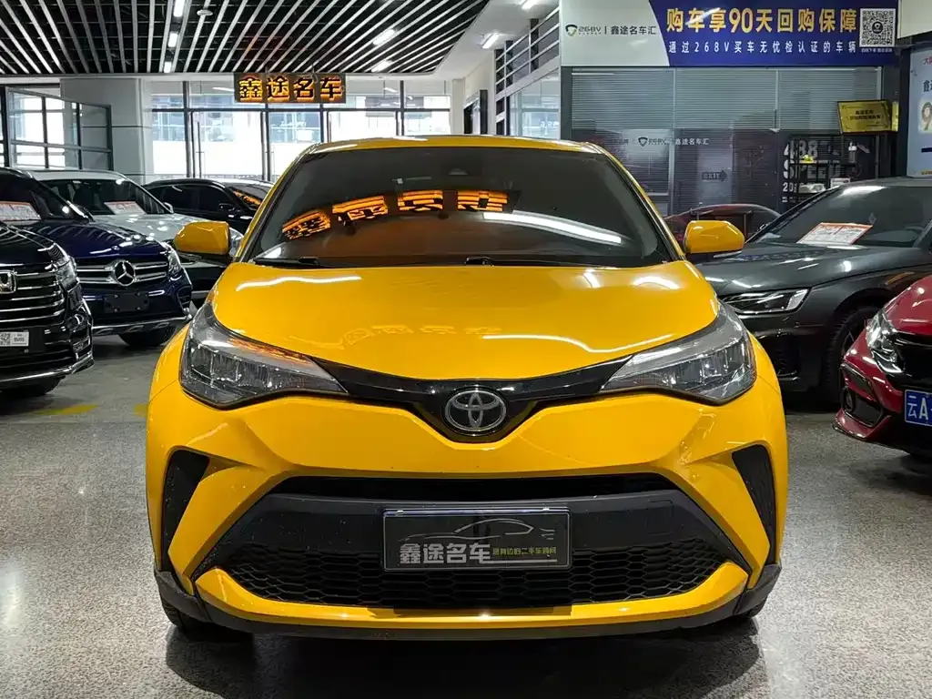 Toyota C-HR — фото 9