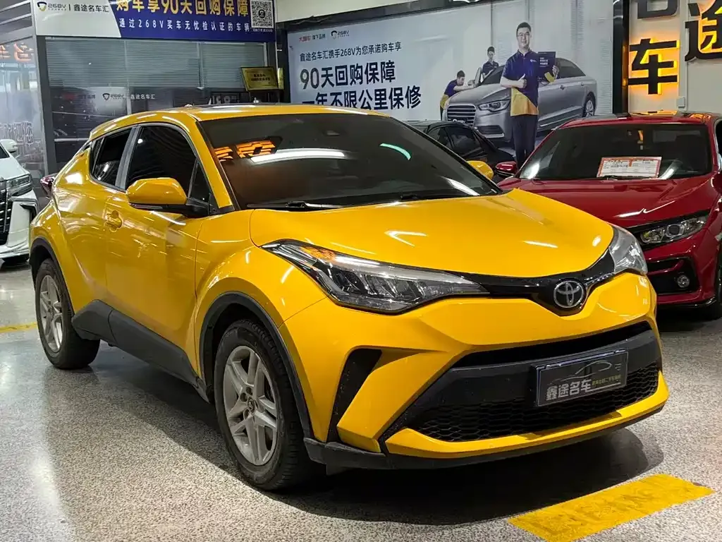 Toyota C-HR — фото 5