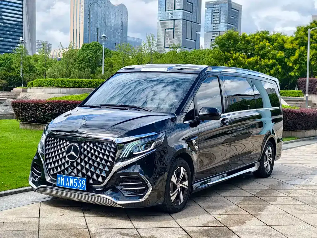 Mercedes-Benz Vito — фото 1