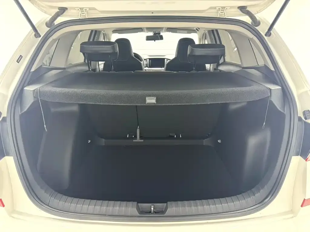 Skoda Kamiq — фото 2