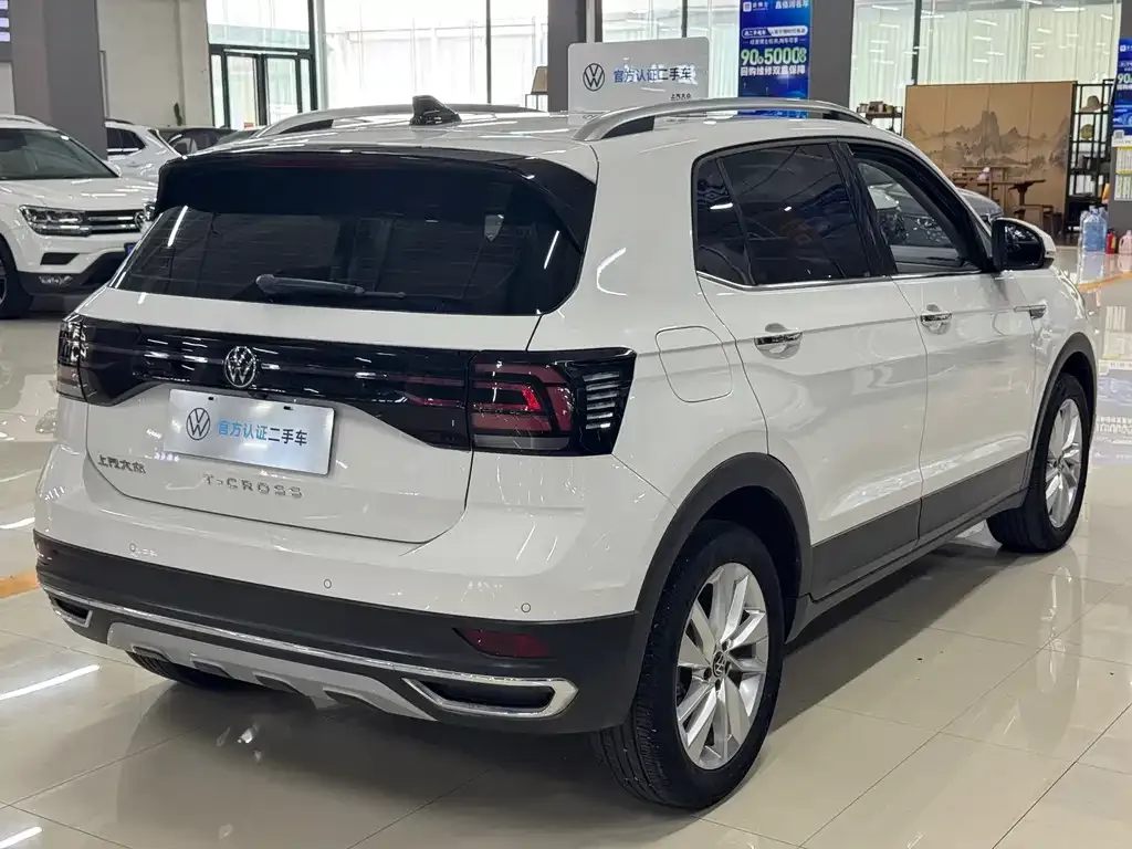 Volkswagen T-Cross — фото 4