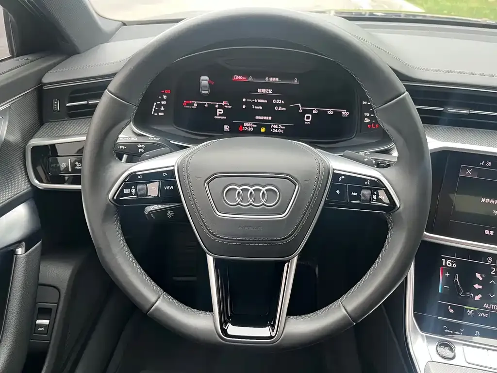 Audi A6L — фото 9