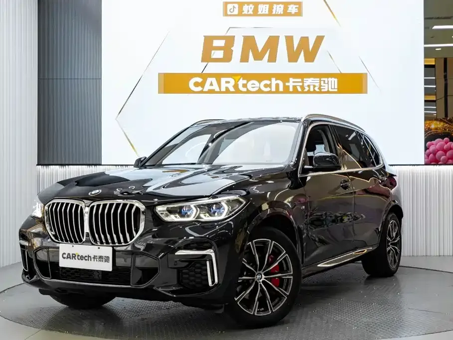 BMW X5 — фото 1