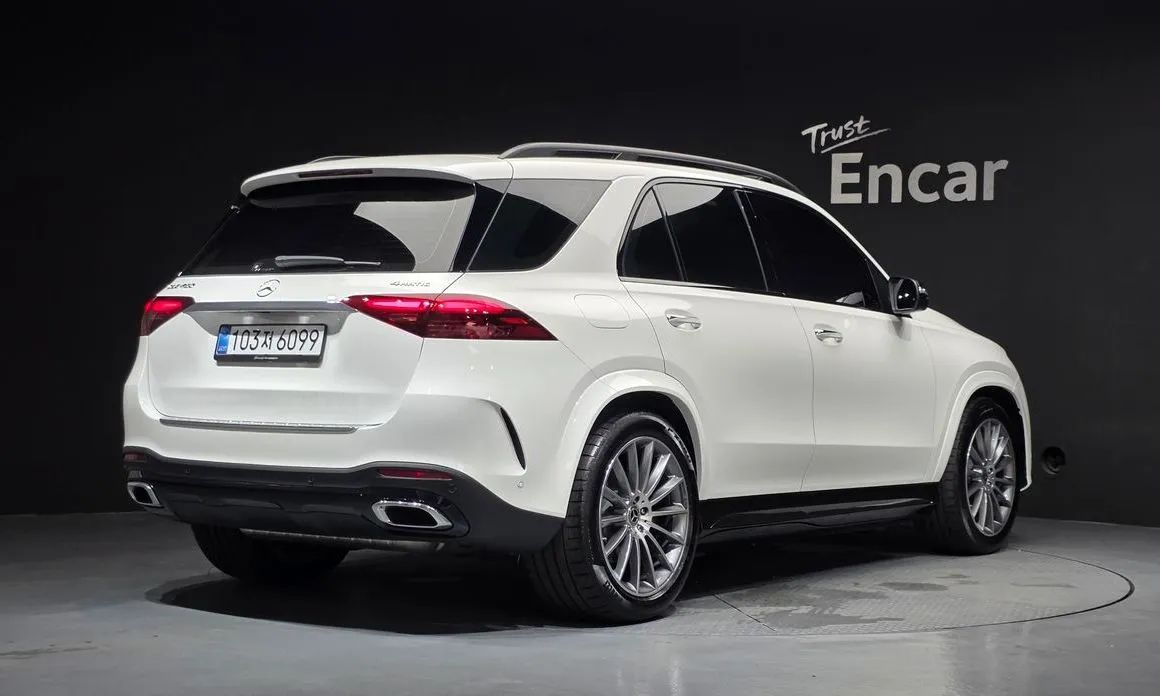 Mercedes-Benz GLE-Class — фото 3