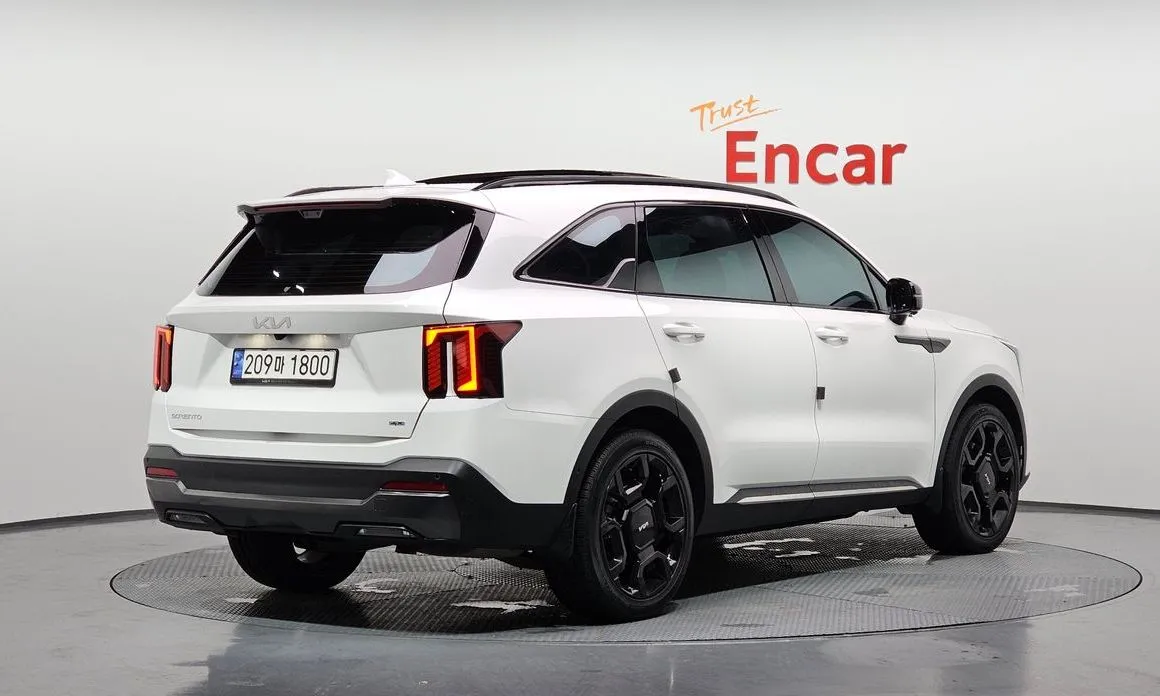 Kia Sorento — фото 5