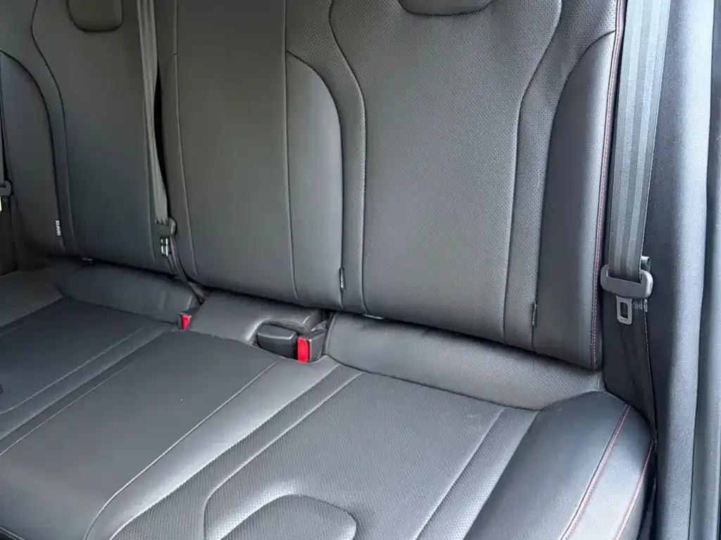 Hyundai Elantra — фото 4
