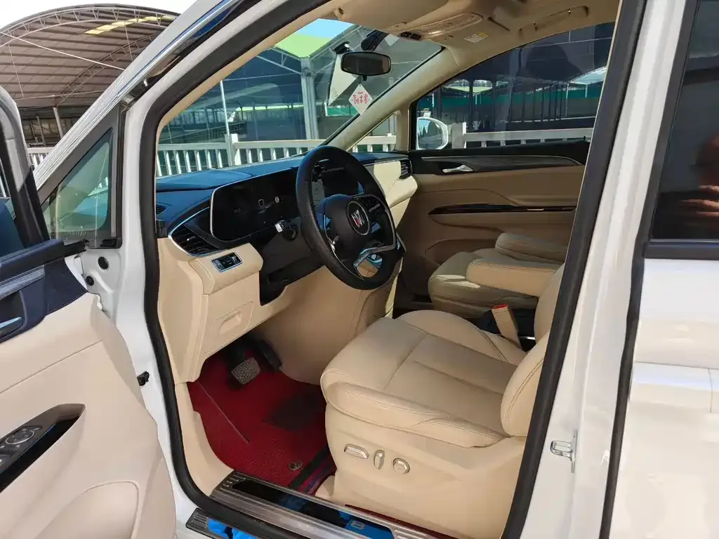 Buick GL8 Hybrid — фото 7
