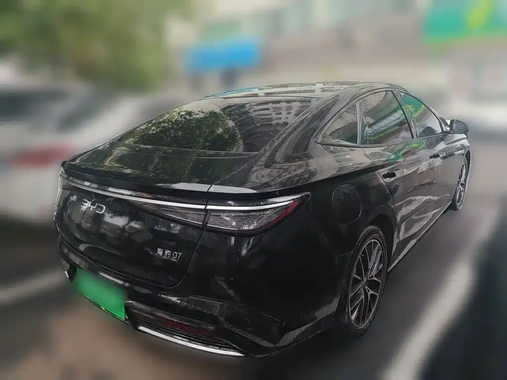 BYD Seal 07 DM-i — фото 7