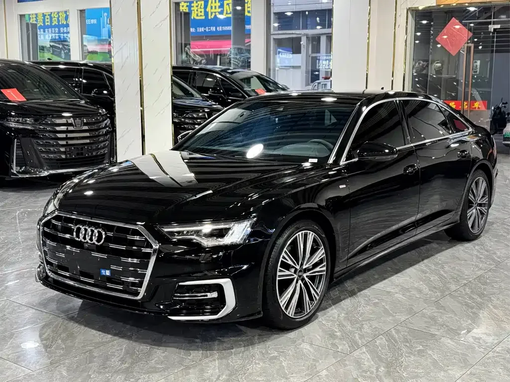 Audi A6L — фото 1