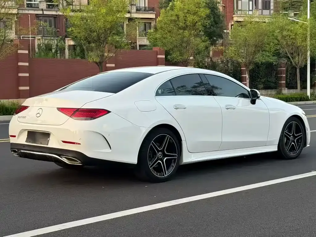 Mercedes-Benz CLS — фото 2