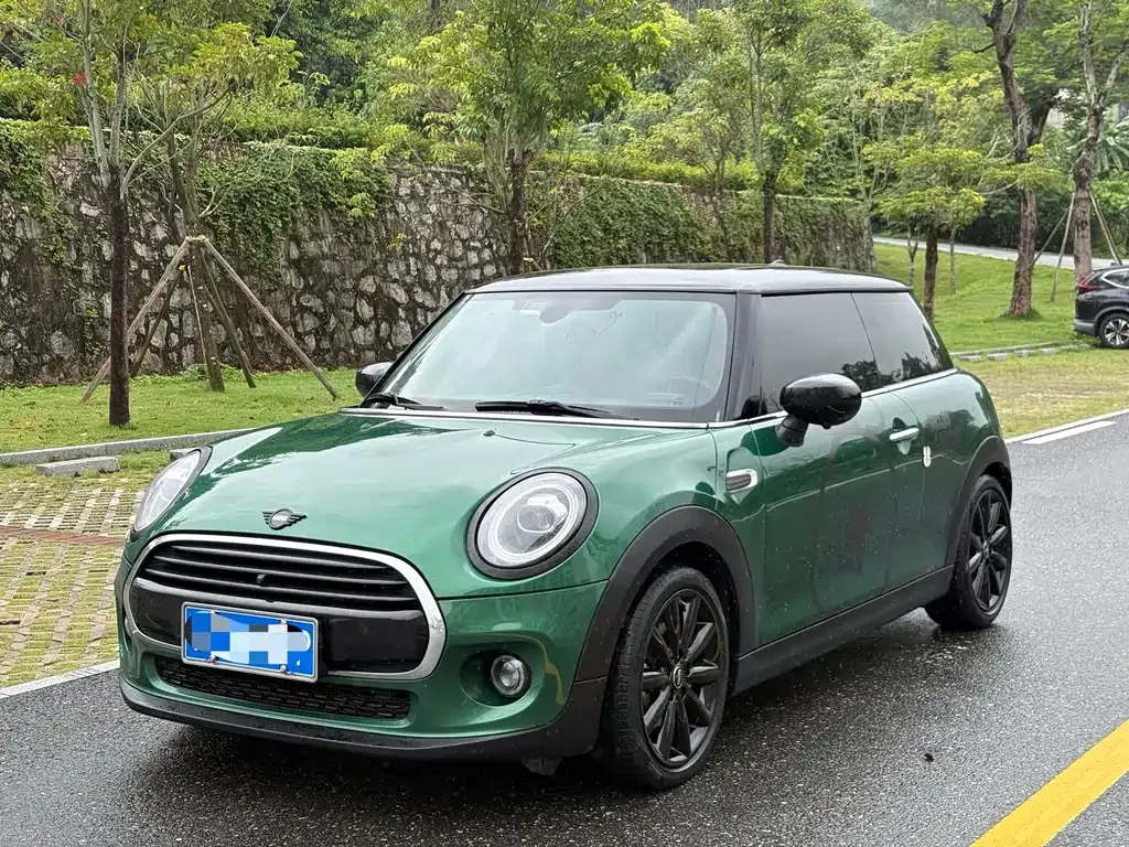 MINI Cooper (3-door) — фото 1