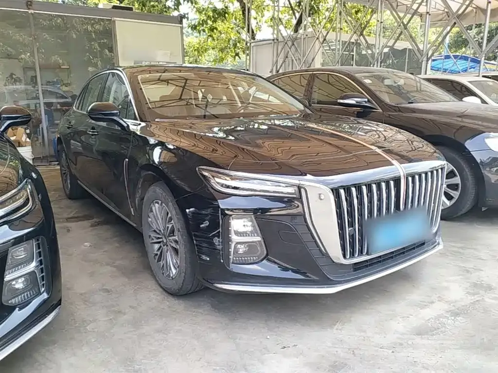 Hongqi H5 — фото 10