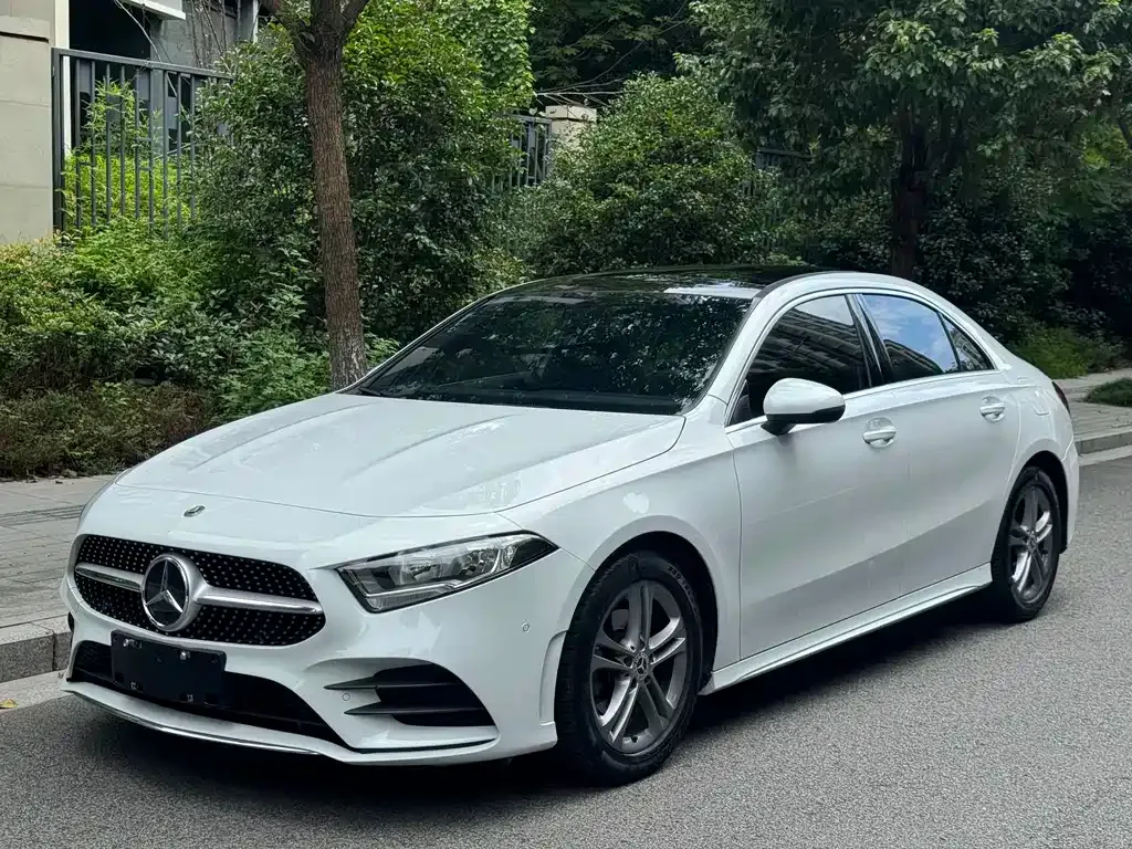 Mercedes-Benz A-Class — фото 1