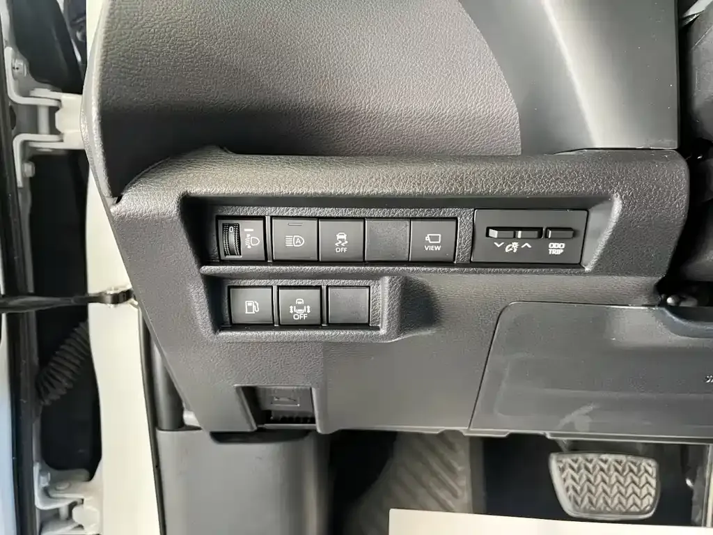 Toyota Sienna — фото 4