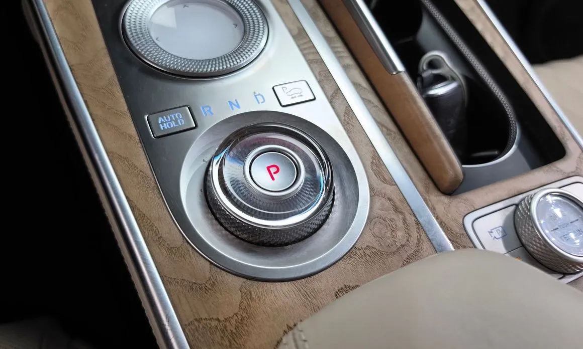 Genesis GV80 — фото 10