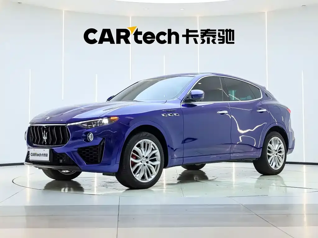 Maserati Levante — фото 1