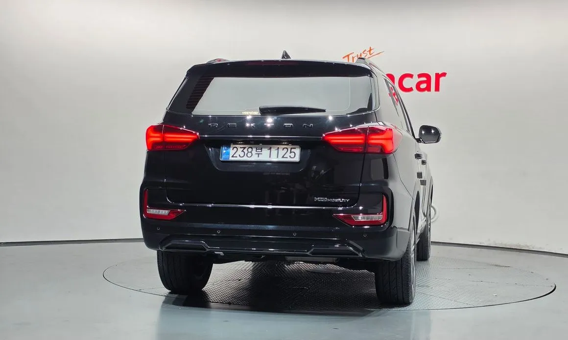 KG Mobility (Ssangyong) Rexton — фото 4