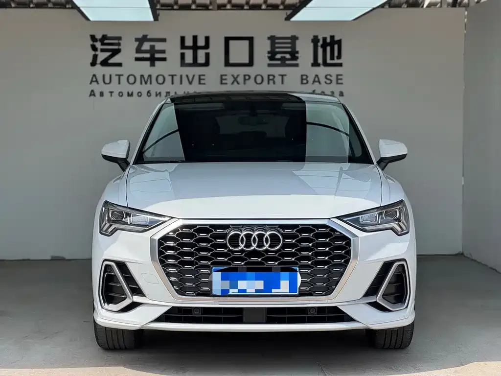 Audi Q3 Sportback — фото 5