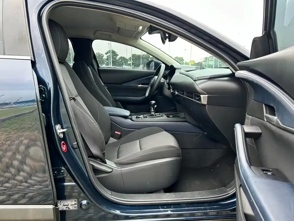 Mazda CX-30 — фото 3