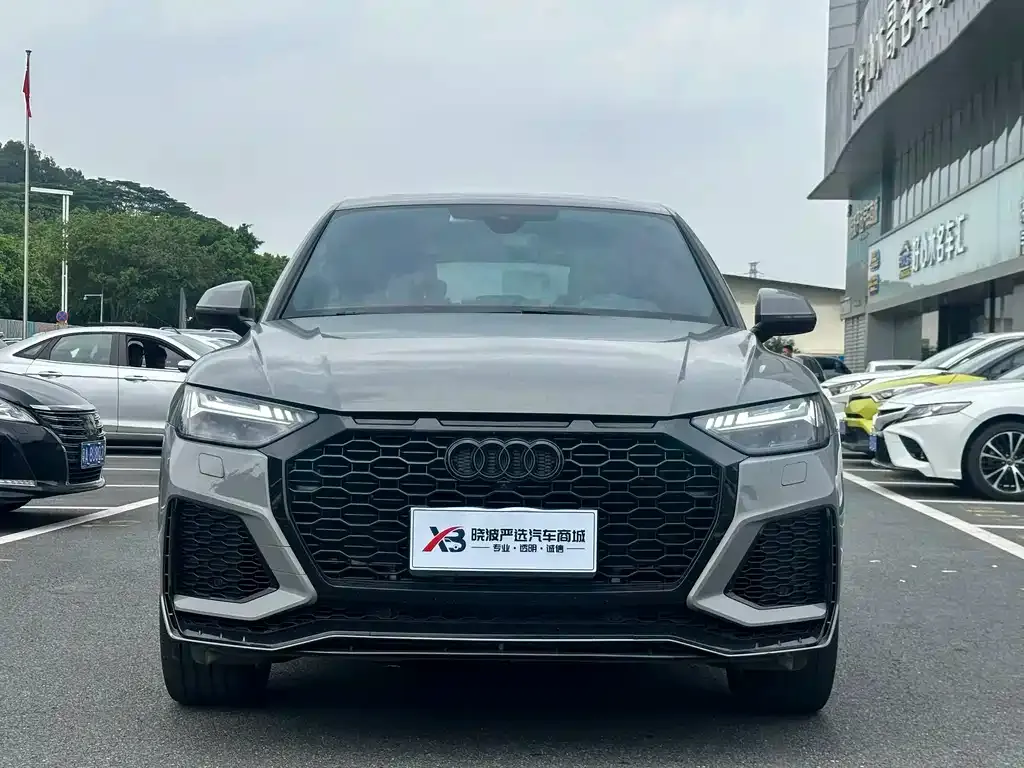 Audi Q5L Sportback — фото 2