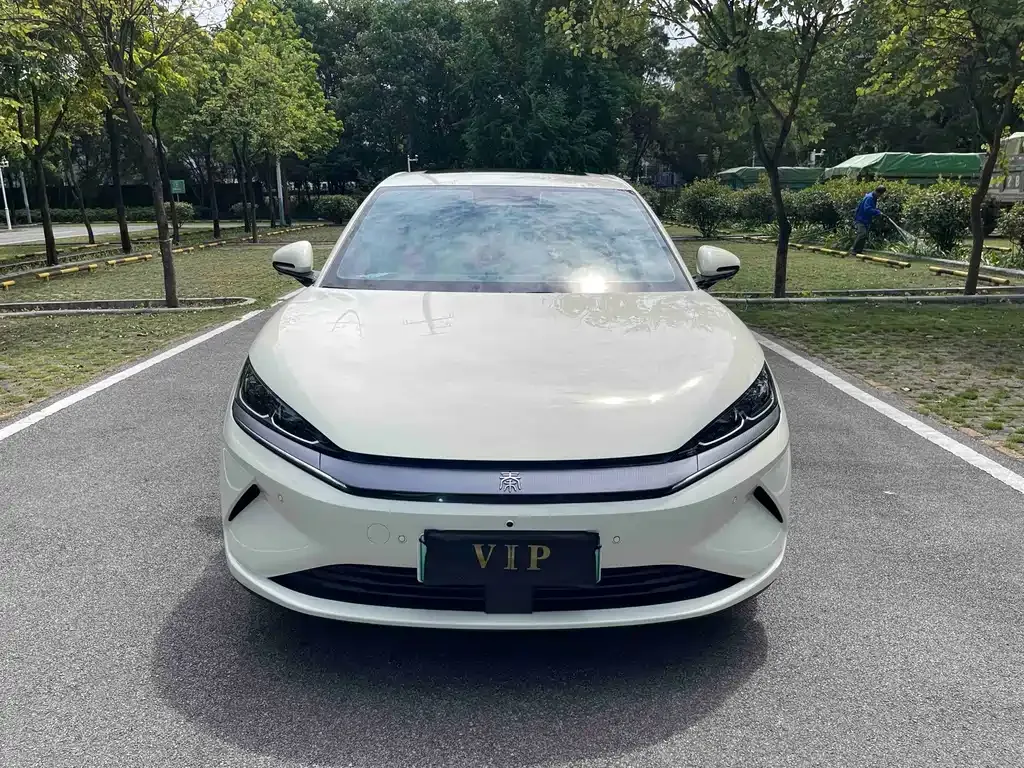 BYD Qin L — фото 4