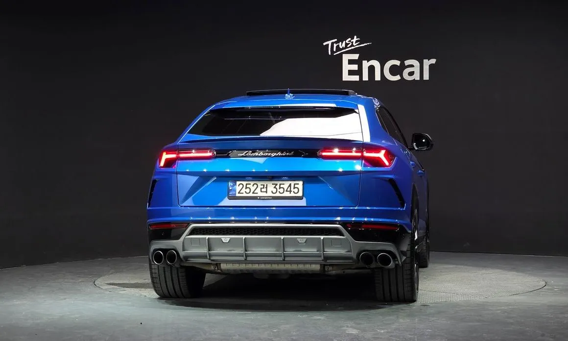 Lamborghini Urus — фото 3