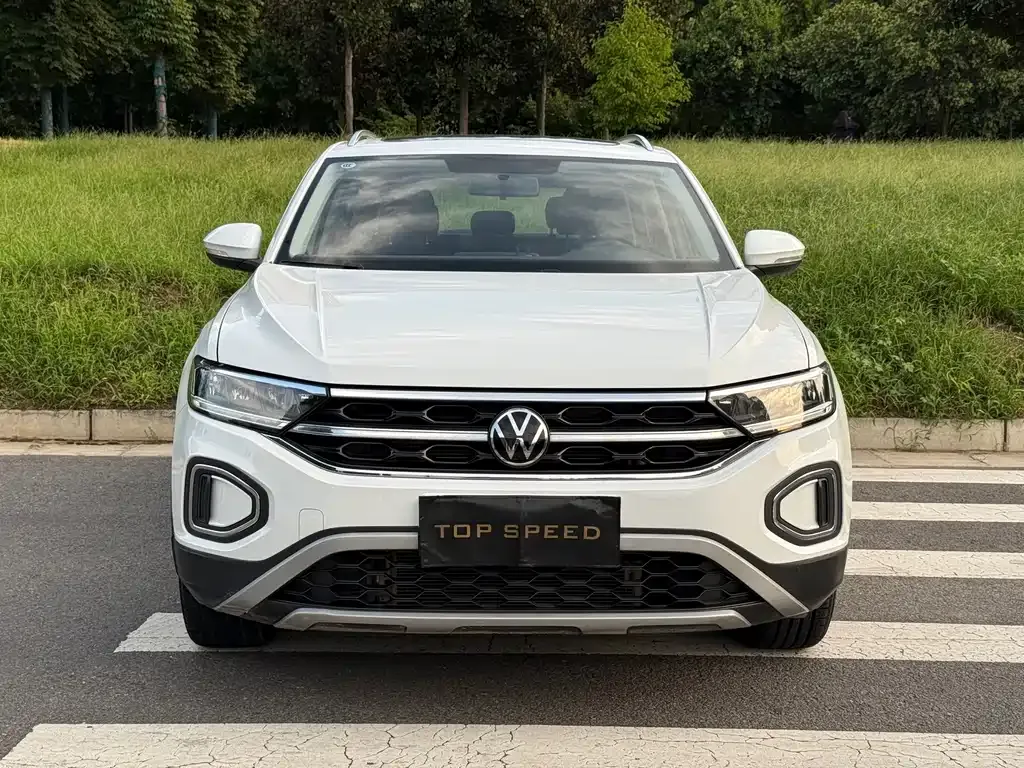 Volkswagen T-Roc — фото 7
