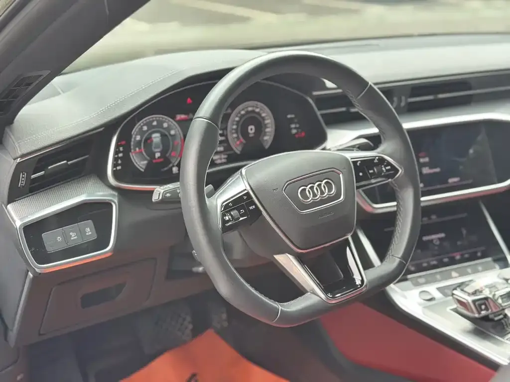 Audi A7L — фото 2