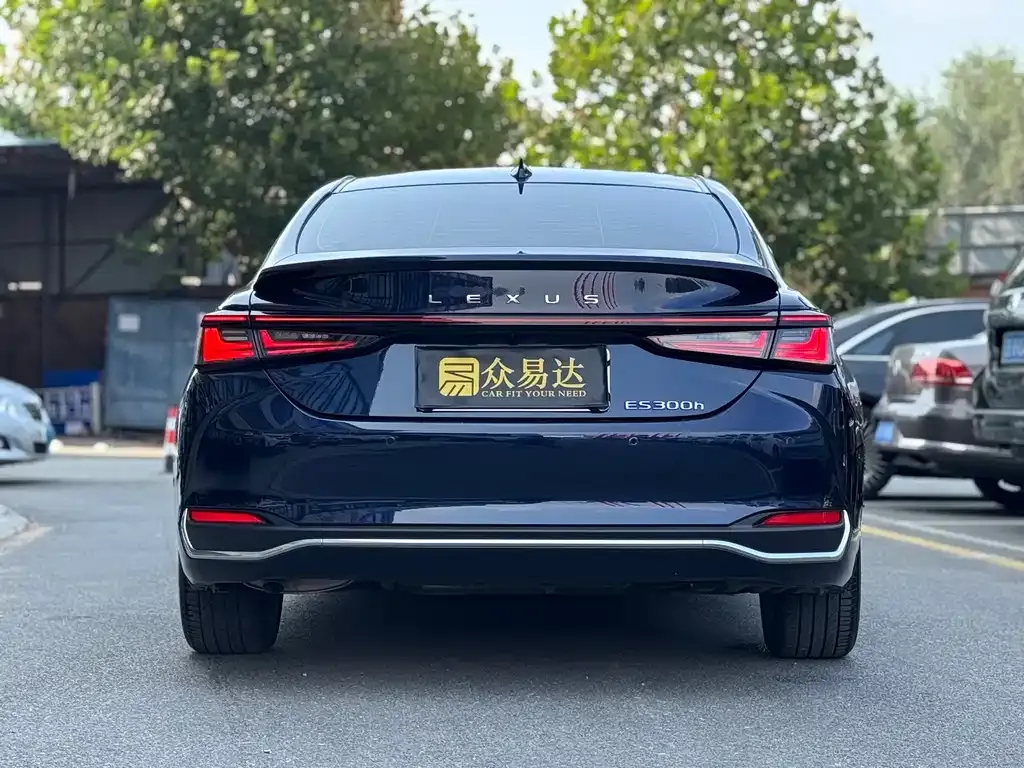 Lexus ES — фото 2