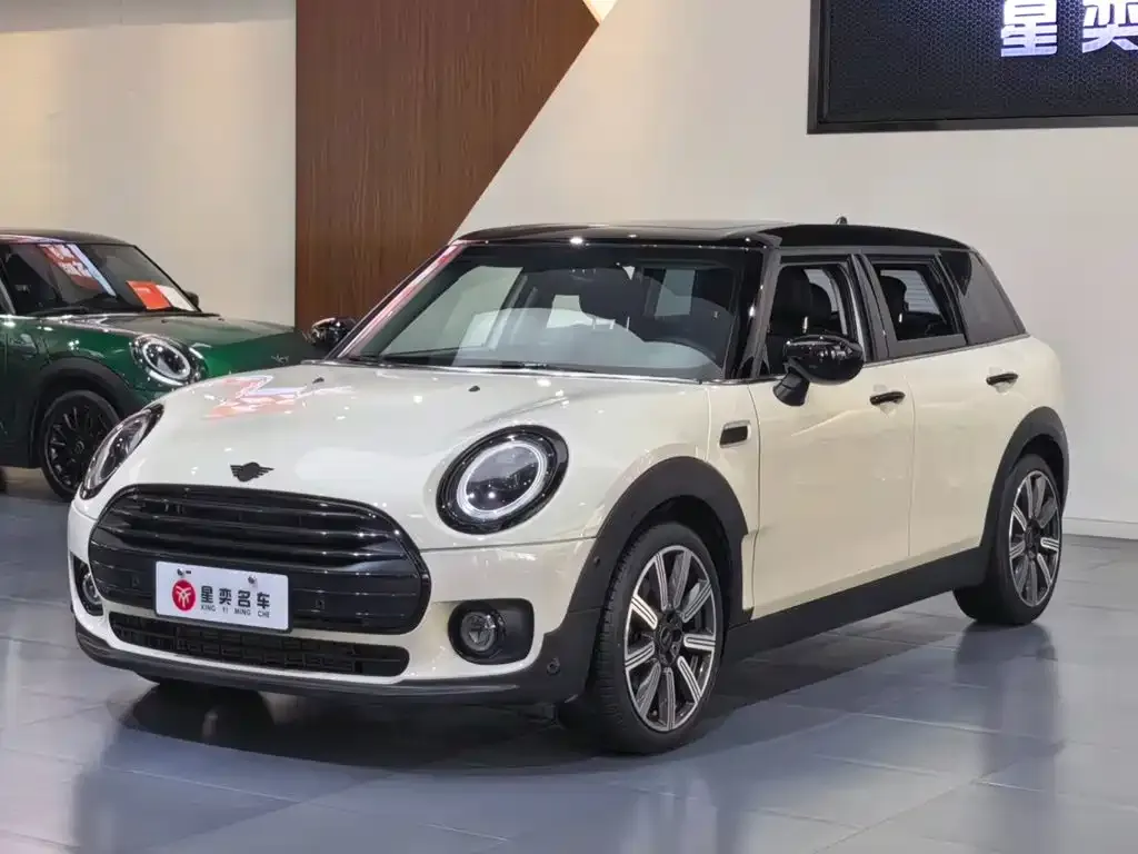 MINI Clubman — фото 1