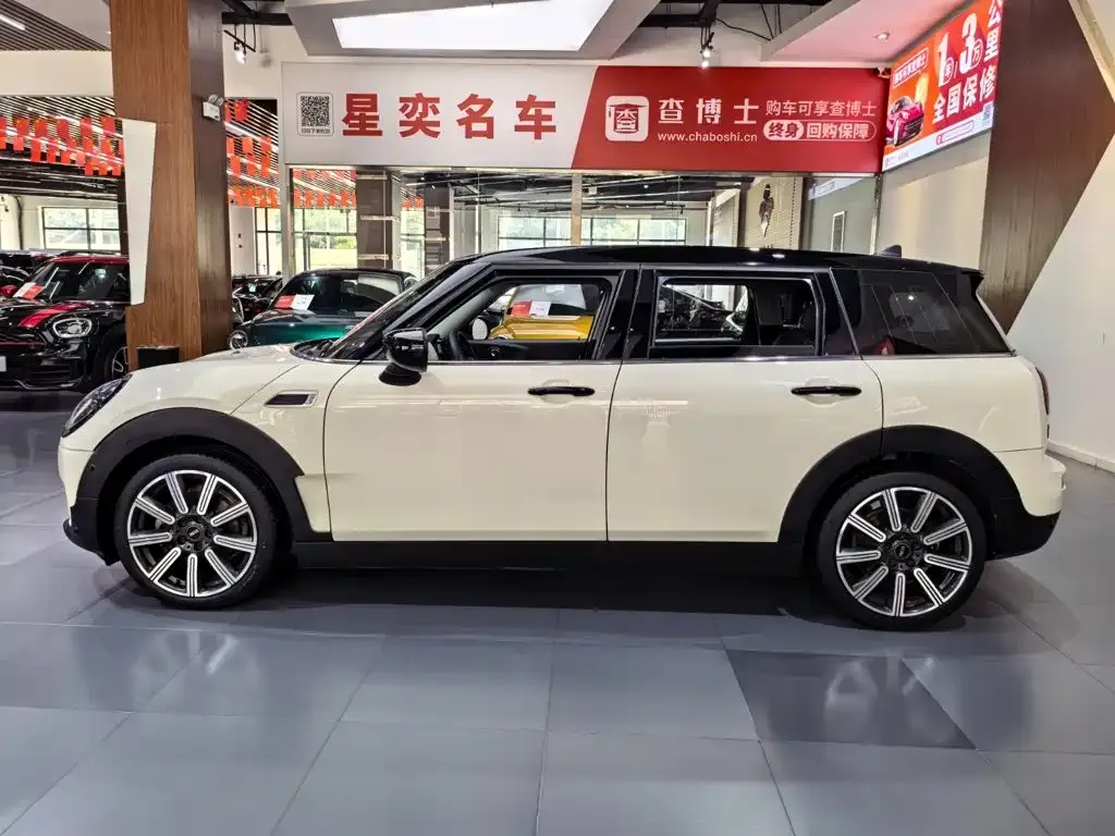 MINI Clubman — фото 5
