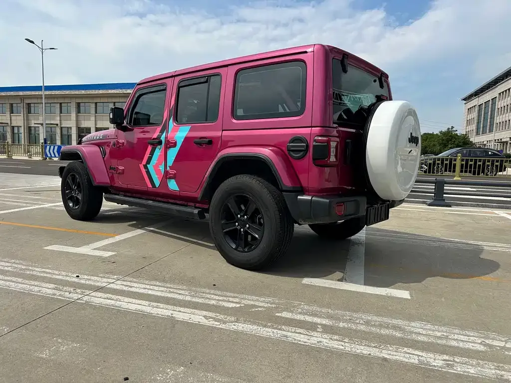 Jeep Wrangler — фото 4