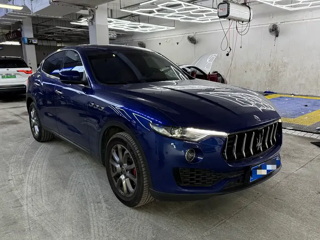 Maserati Levante — фото 3