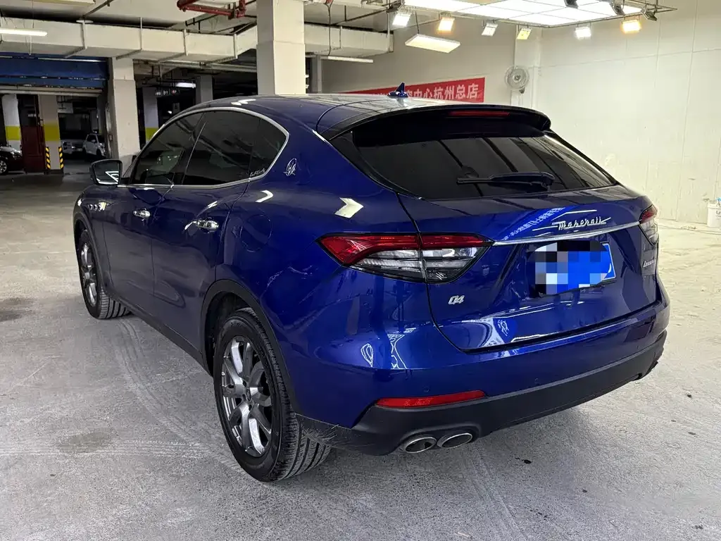Maserati Levante — фото 8