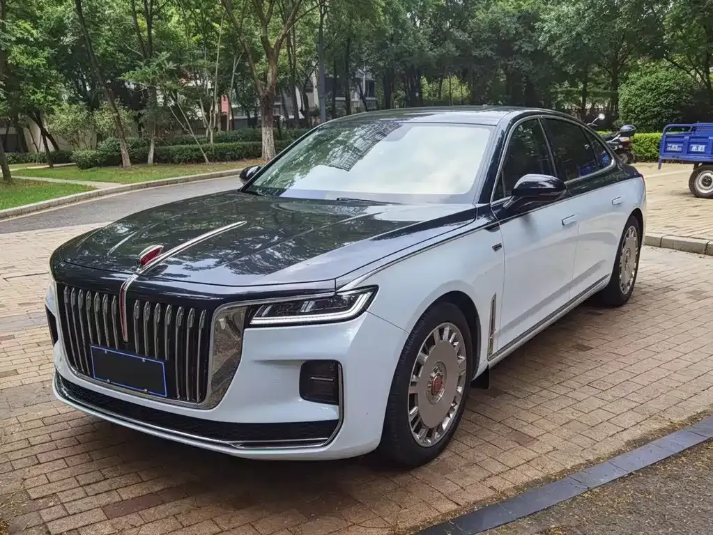 Hongqi H9 — фото 1