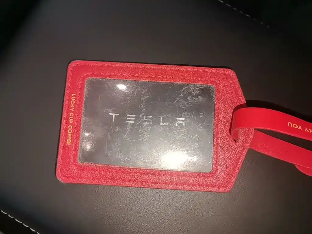 Tesla Model 3 — фото 10