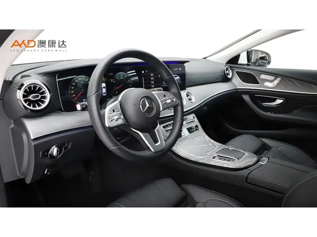 Mercedes-Benz CLS — фото 4