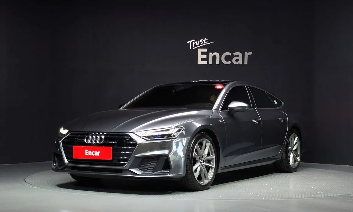 Audi A7 — фото 1