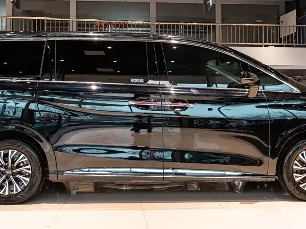 Hongqi HQ9 PHEV — фото 3