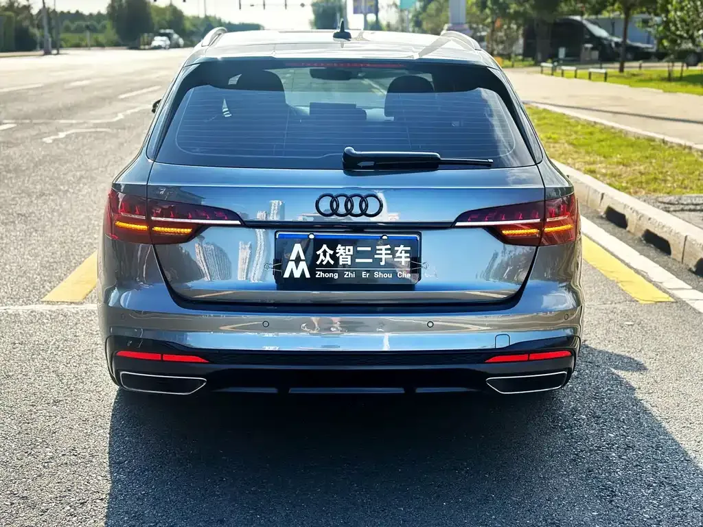 Audi A4 (Import) — фото 4