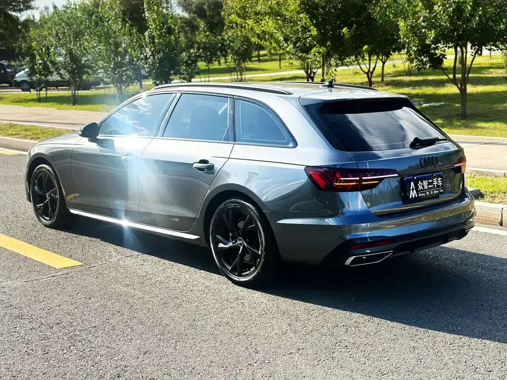 Audi A4 (Import) — фото 9