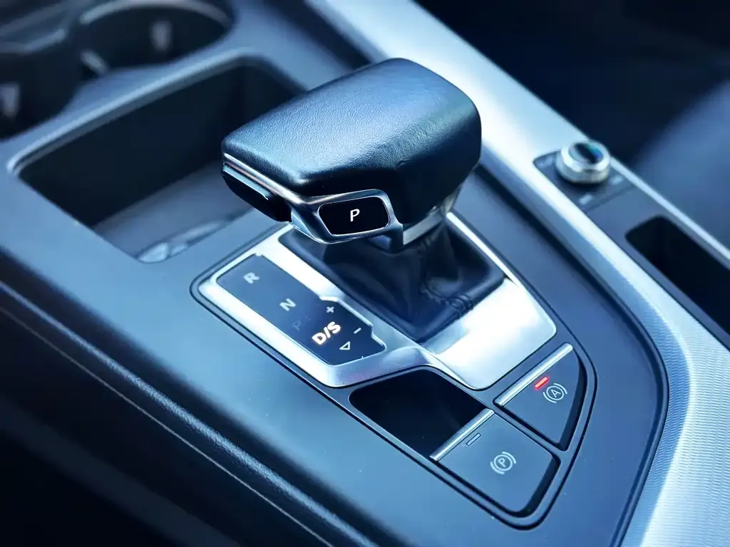 Audi A4 (Import) — фото 3