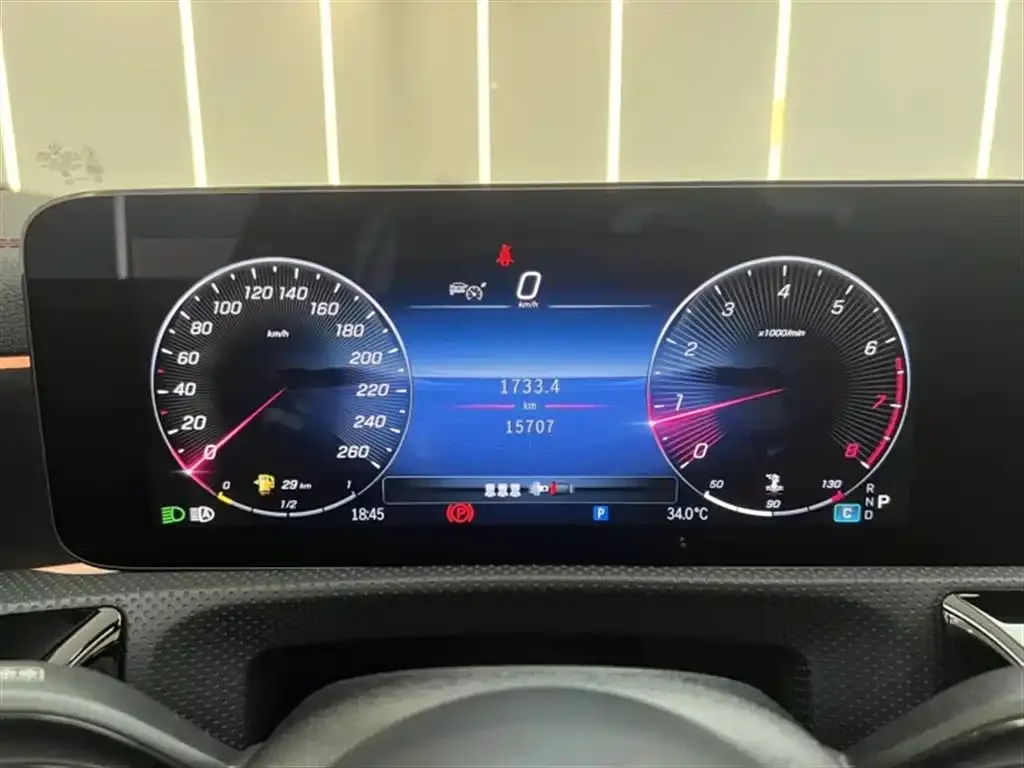 Mercedes-Benz CLA (Import) — фото 10