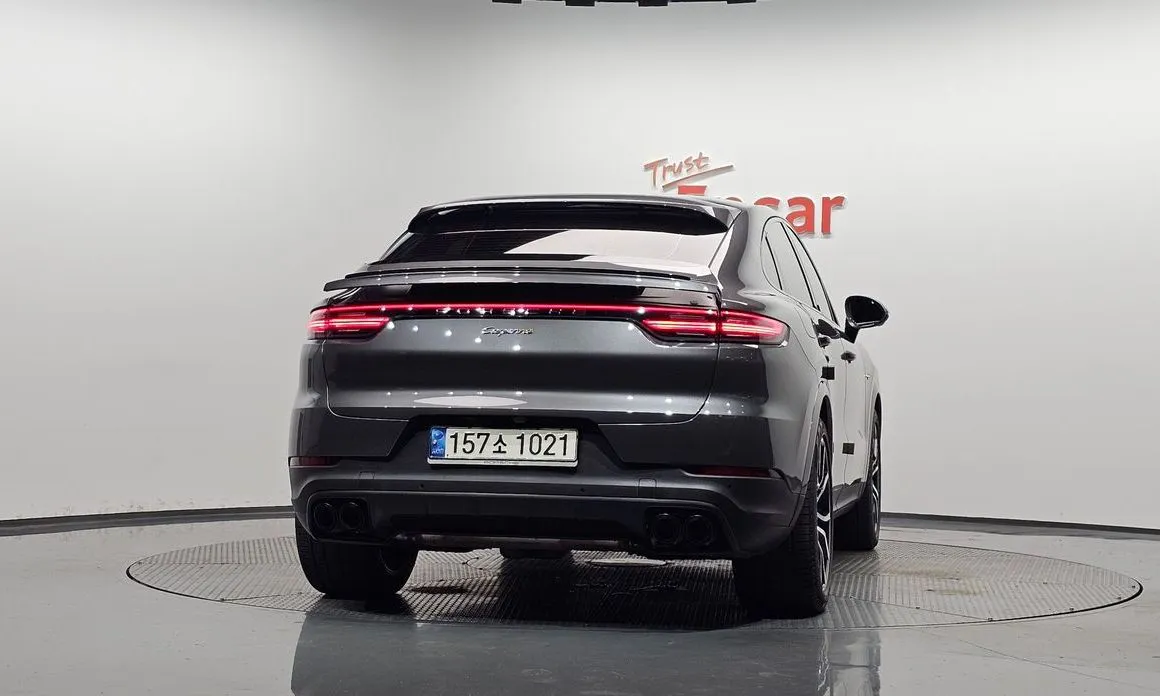 Porsche Cayenne — фото 2