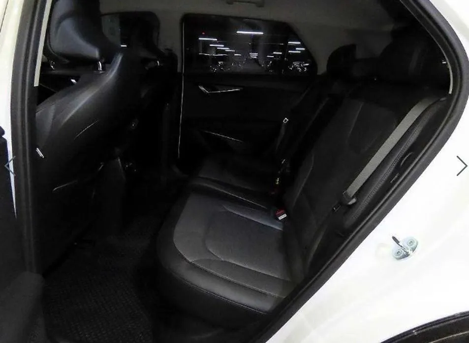 Kia Niro — фото 10