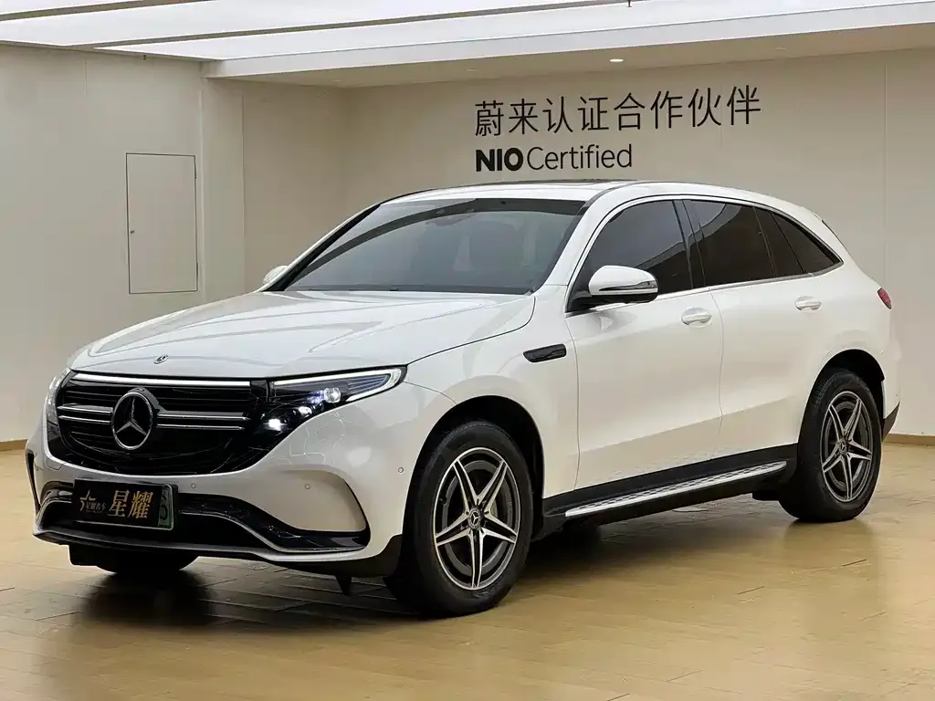 Mercedes-Benz EQC — фото 1