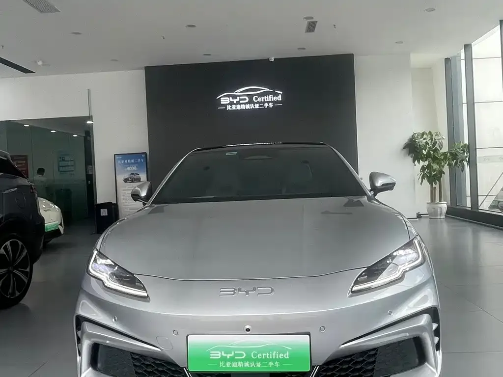 BYD Seal 06GT — фото 9